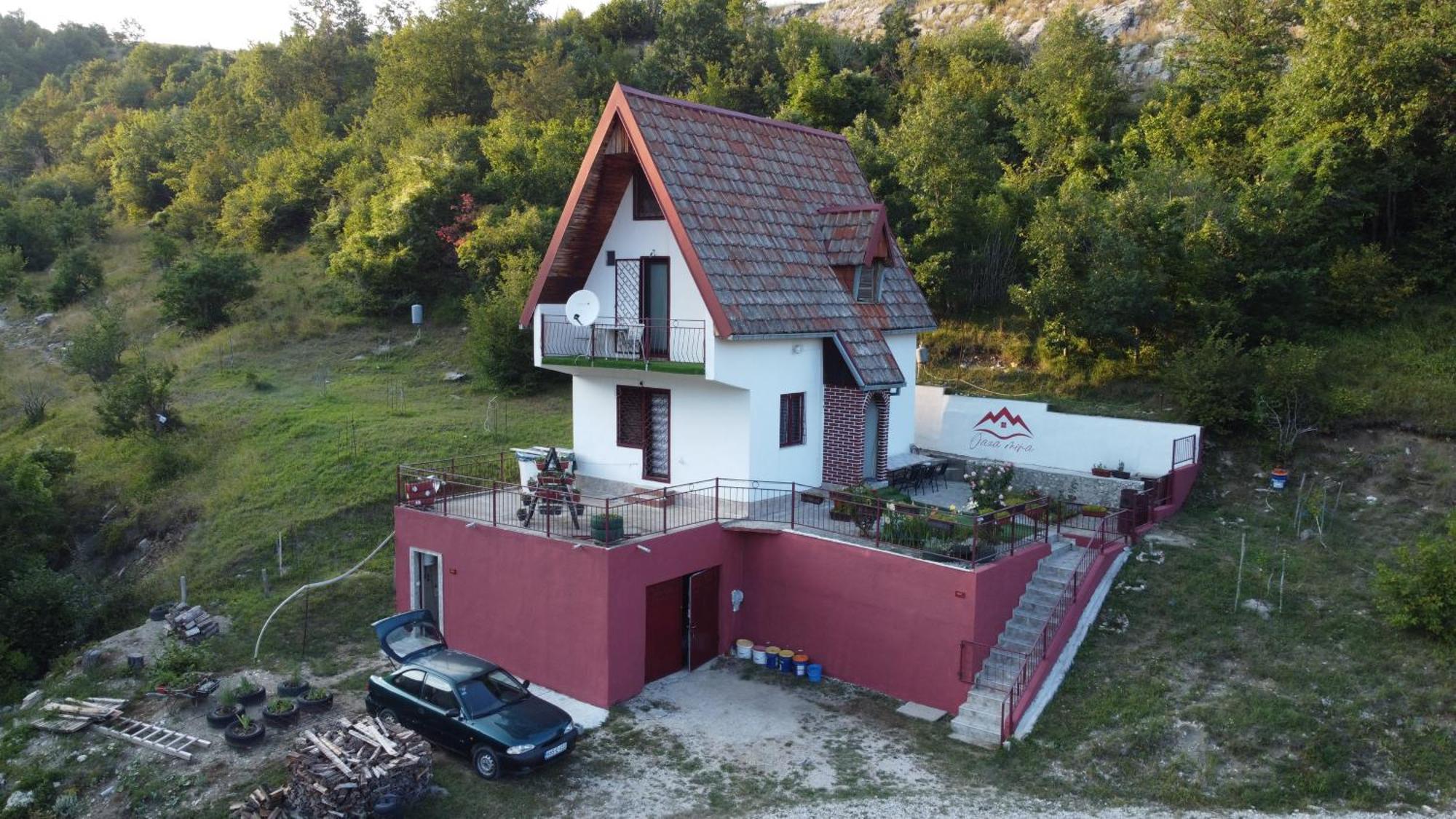Vikendica "Oaza Mira" Vila Gacko Exterior foto